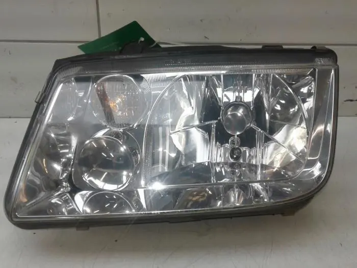 Koplamp links Volkswagen Bora