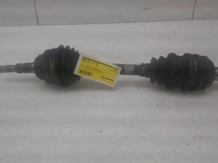 Aandrijfas links-voor Opel Astra G 98-