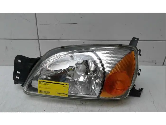 Koplamp links Ford Fiesta