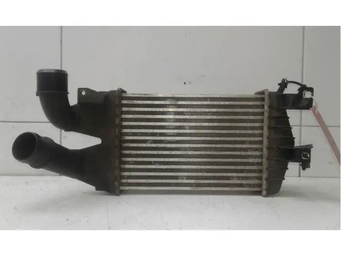 Intercooler Opel Zafira