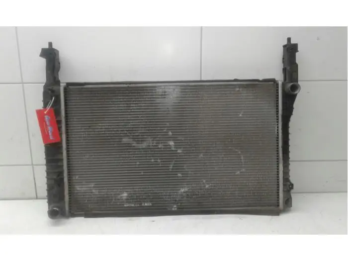 Radiateur Opel Antara