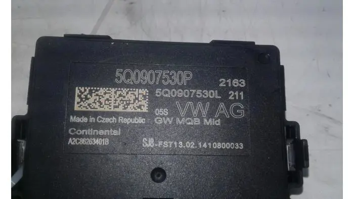 Gateway module Volkswagen Golf