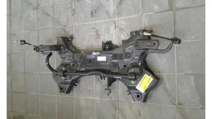 Subframe Kia Cee'D