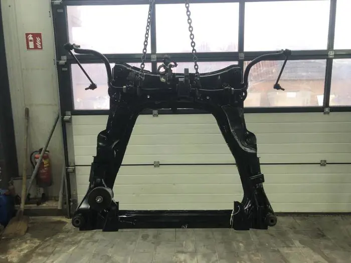 Subframe Nissan Leaf