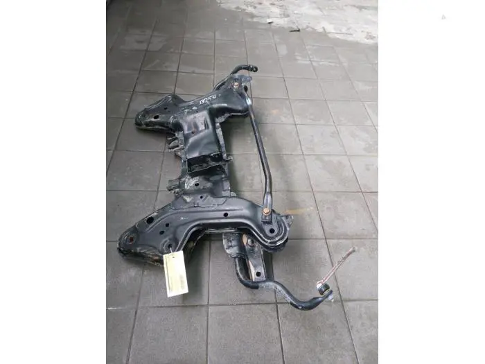 Subframe Peugeot 2008