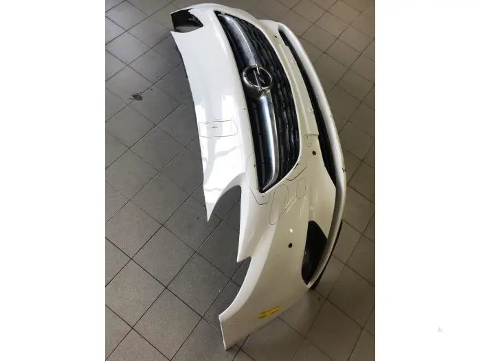 Voorbumper Opel Corsa