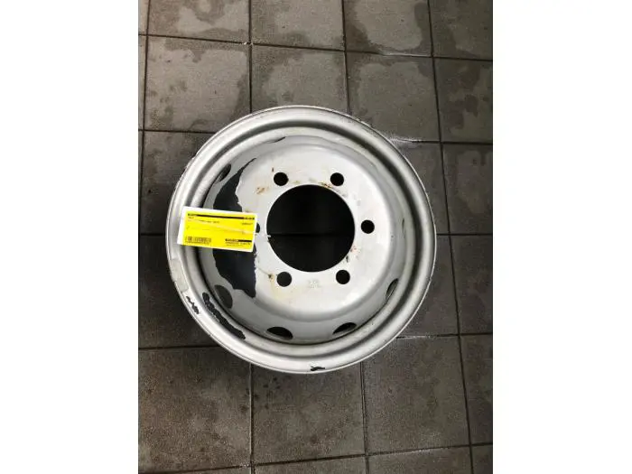 Velg Nissan NT400