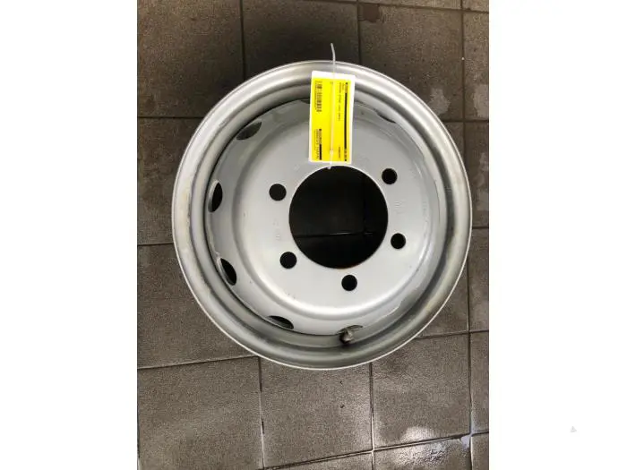 Velg Nissan NT400