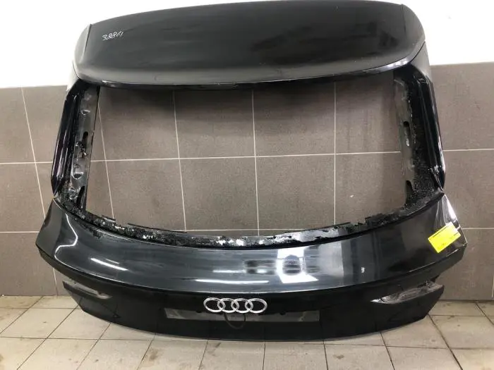 Achterklep Audi Q3