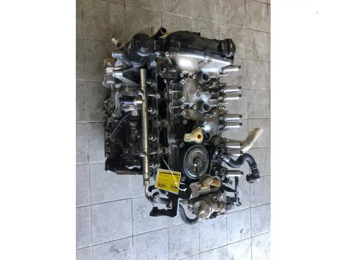 Motor Volkswagen Golf