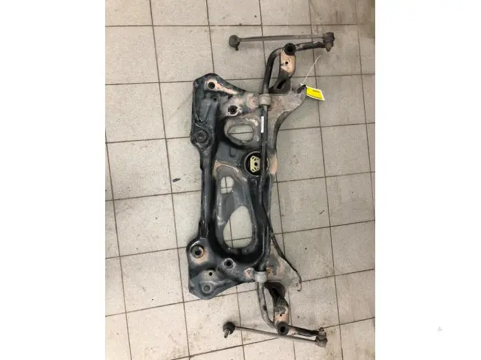 Subframe Skoda Octavia