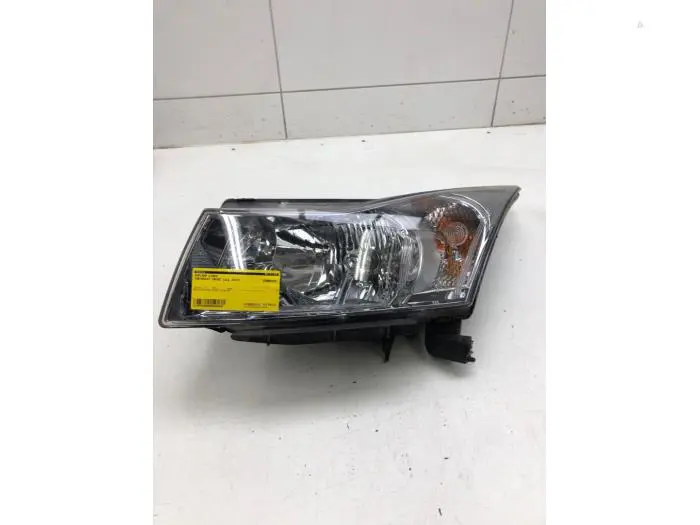 Koplamp links Chevrolet Cruze